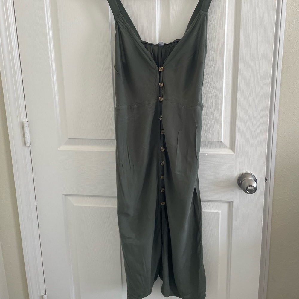 Midi green dress